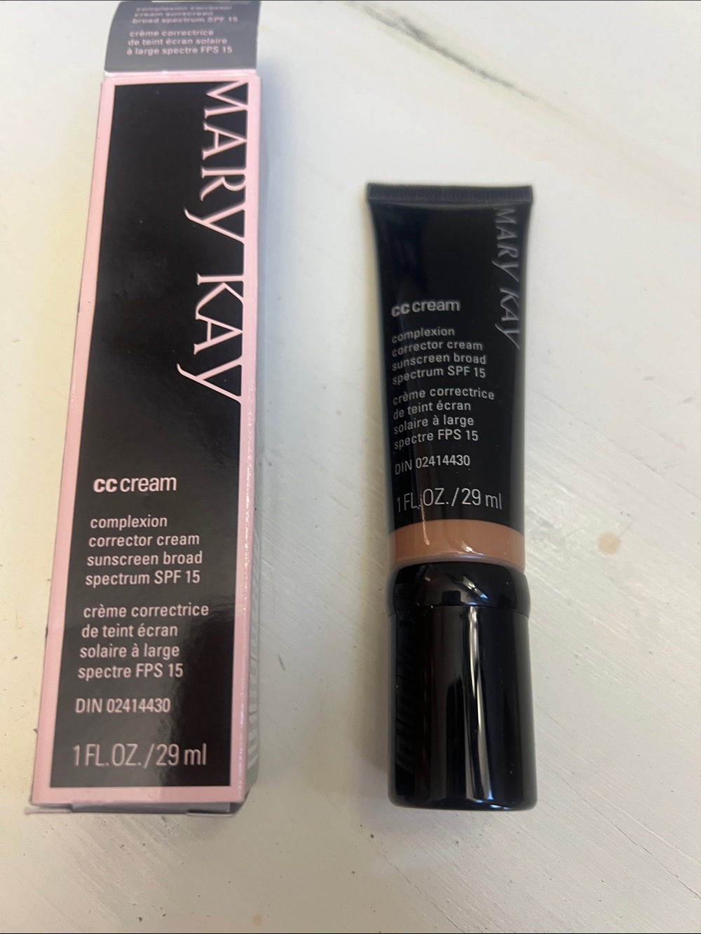 Mary Kay CC Cream SPF 15 — Deep
